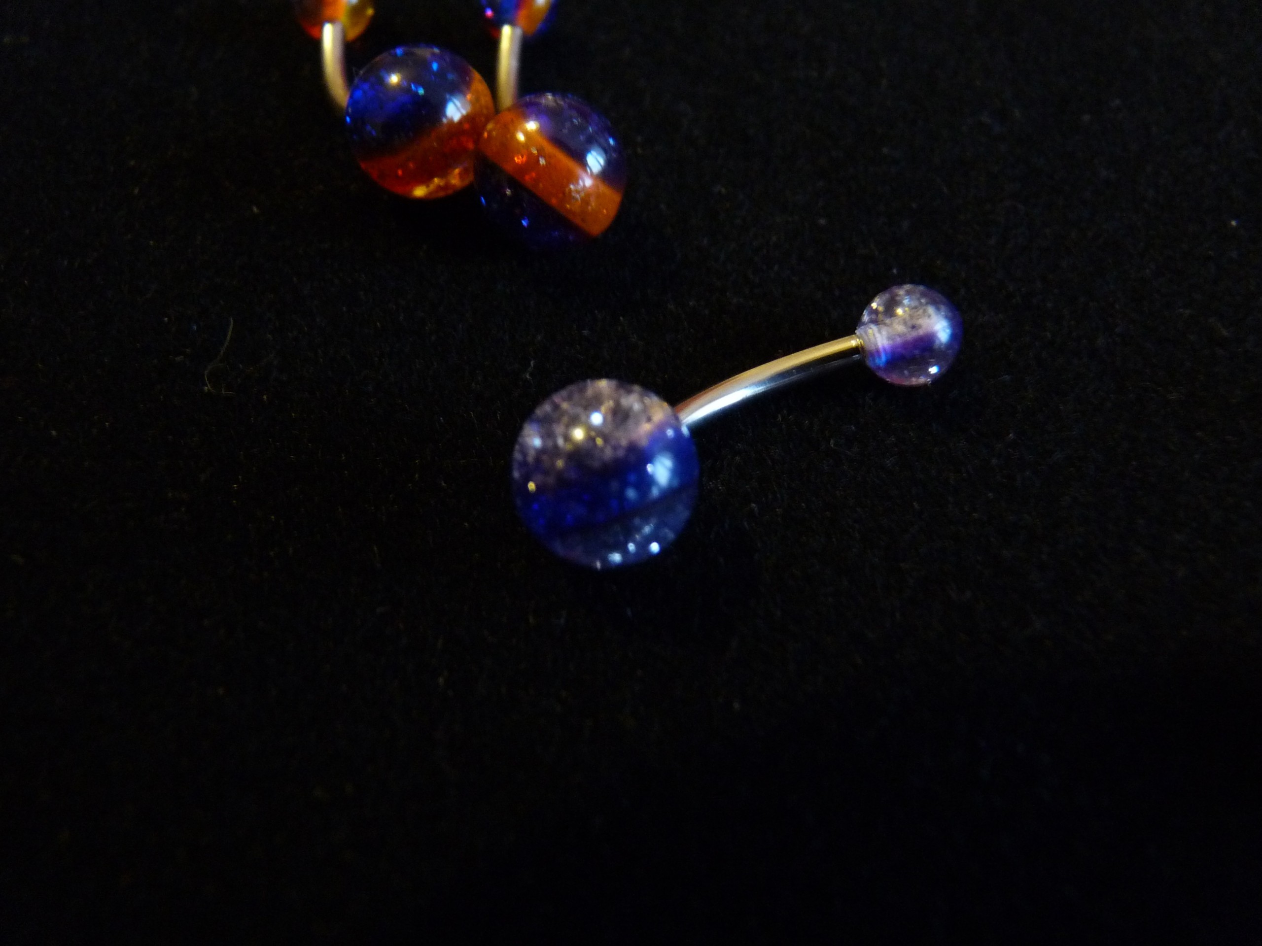 NOMBRIL : pailleté bicolore bleu foncé/ transparent : 1