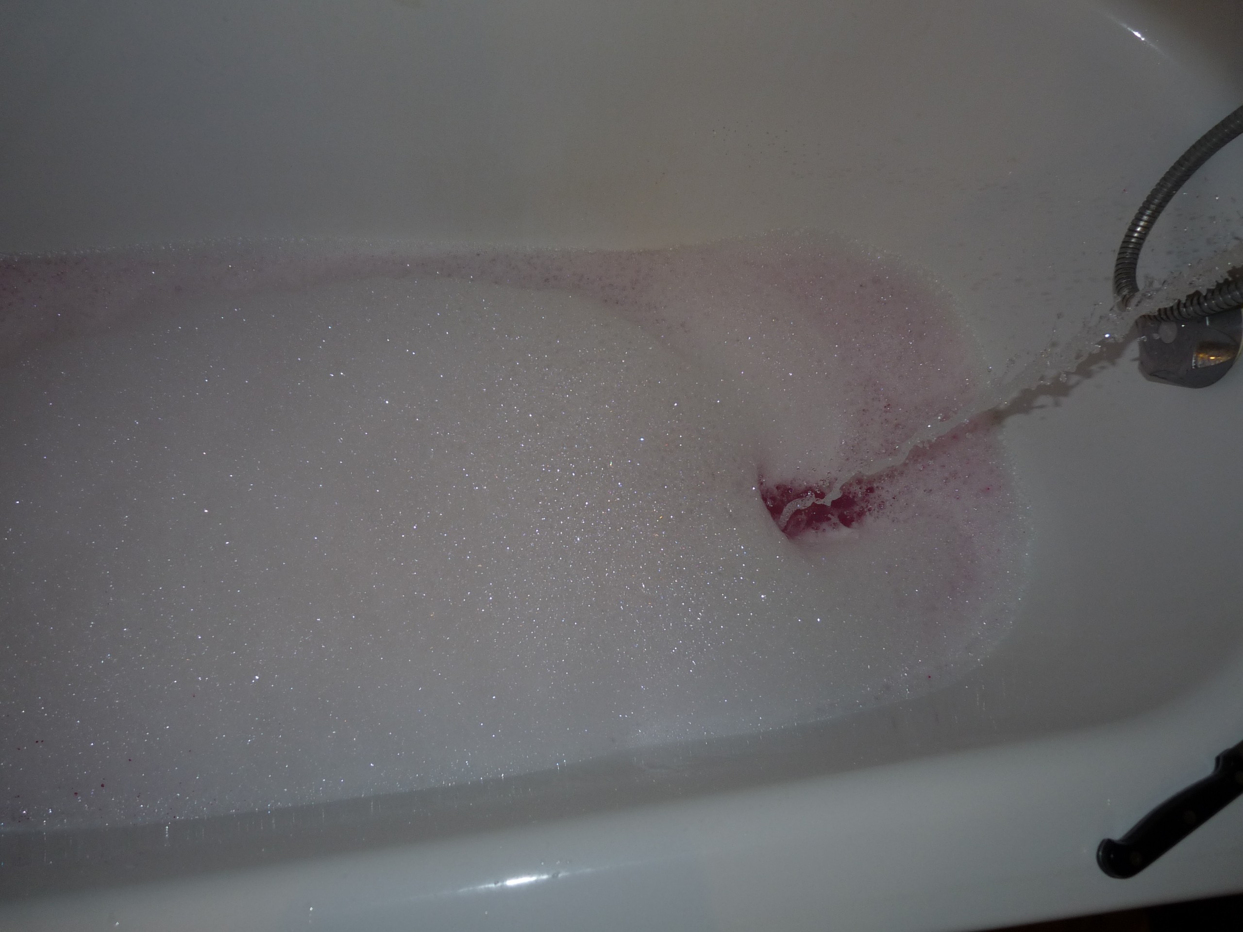 Lu&Lush 24 ➸ Le bain qui te met l&rsquo;eau à la Lush