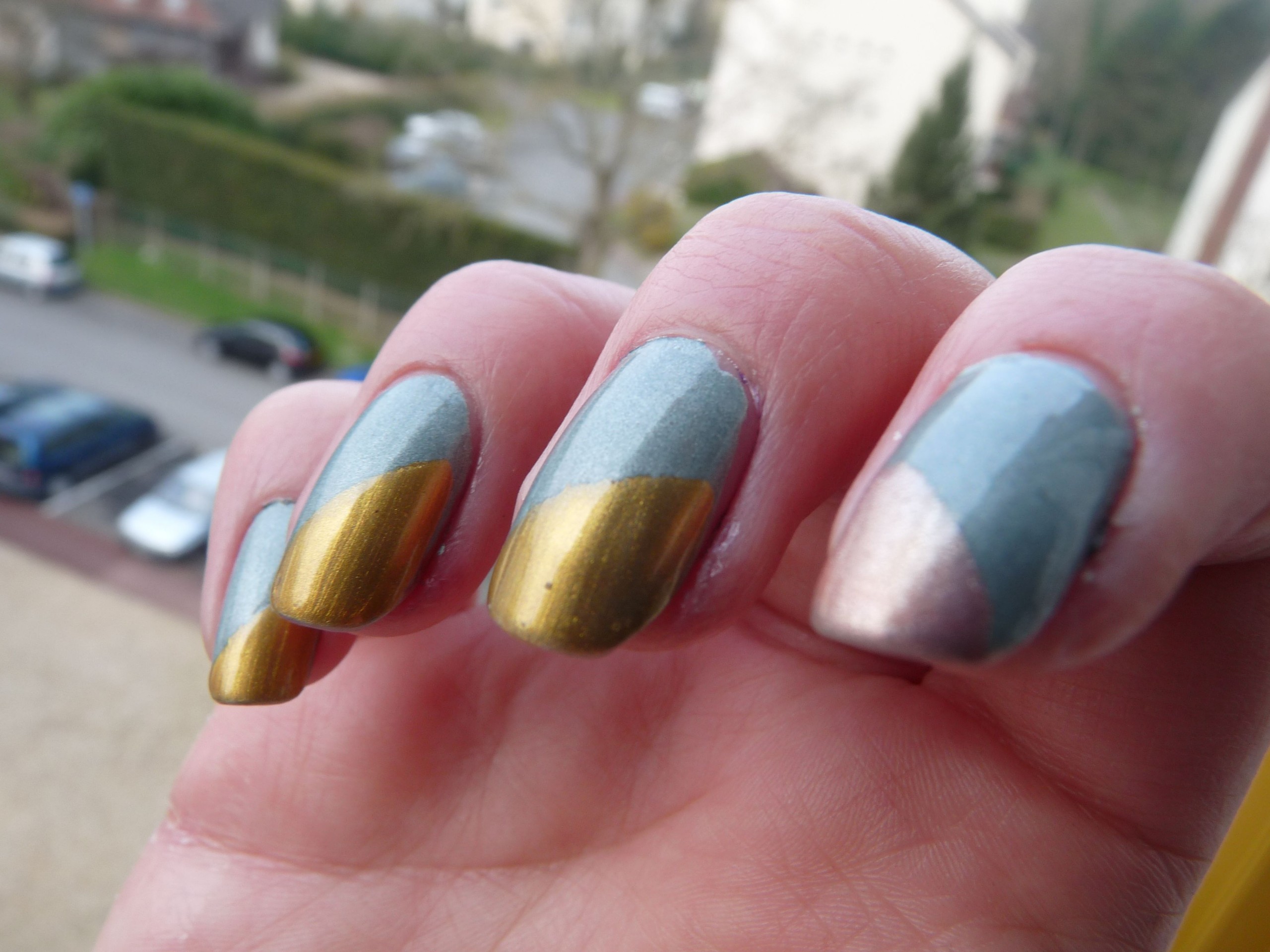 manucure scotch nailart
