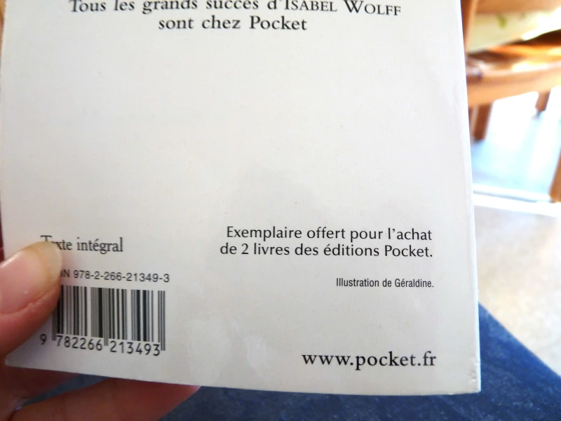 ( Accroche-toi Anna! – I. WOLFF ) Le billet qui sent le sapin
