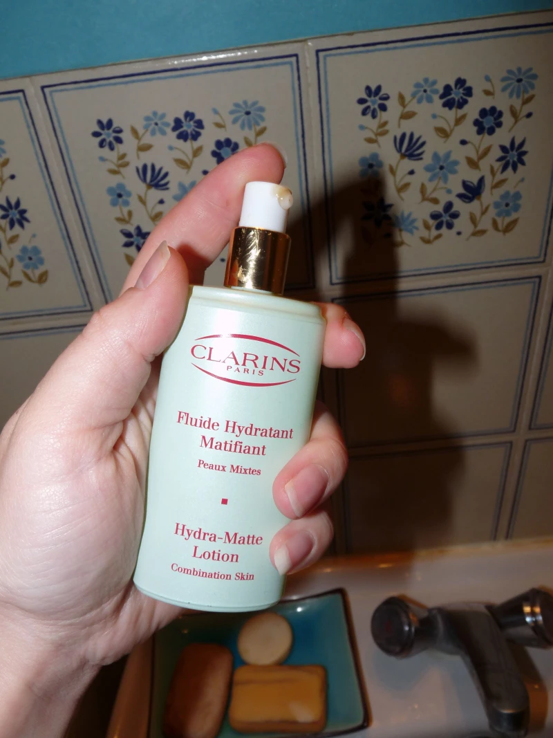 ( CLARINS ) J&rsquo;ai pompé du fluide pas frais