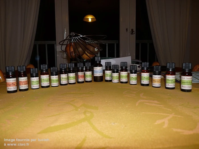 OVAL diffuseur brumisateur lumière huiles essentielles AromaZone
