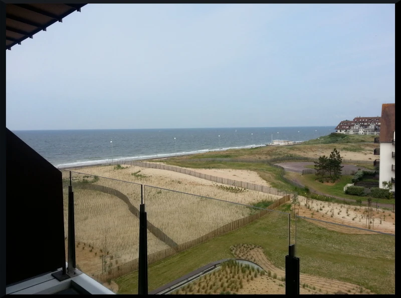 Hiiiiii la vue depuis la grande terrasse !