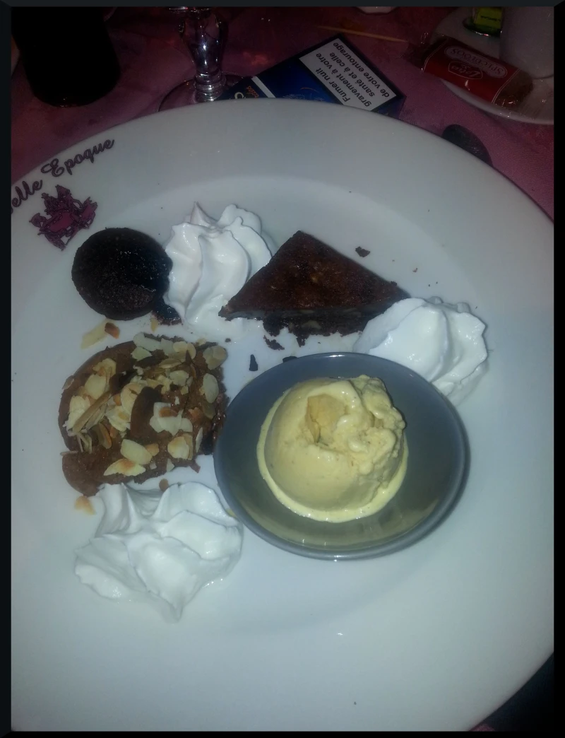 Le petit café gourmand qui va bien