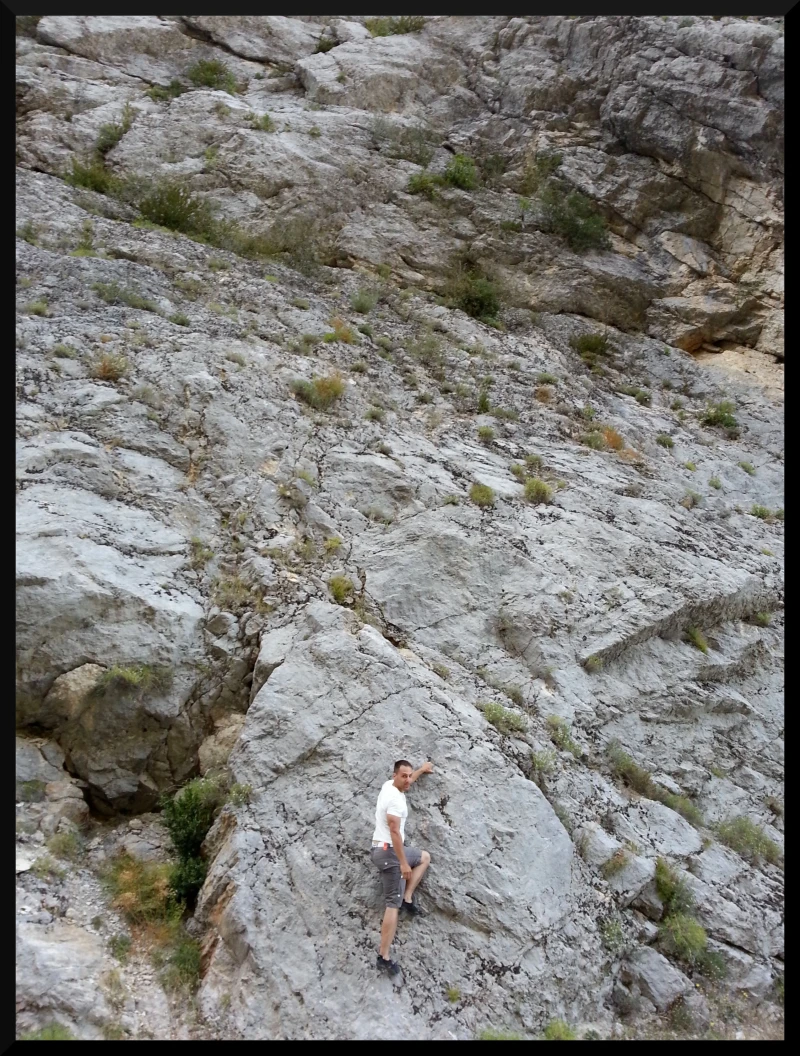 Les montagnes, terrain de jeux apprécié par Musclor ( alias SpiderMan )